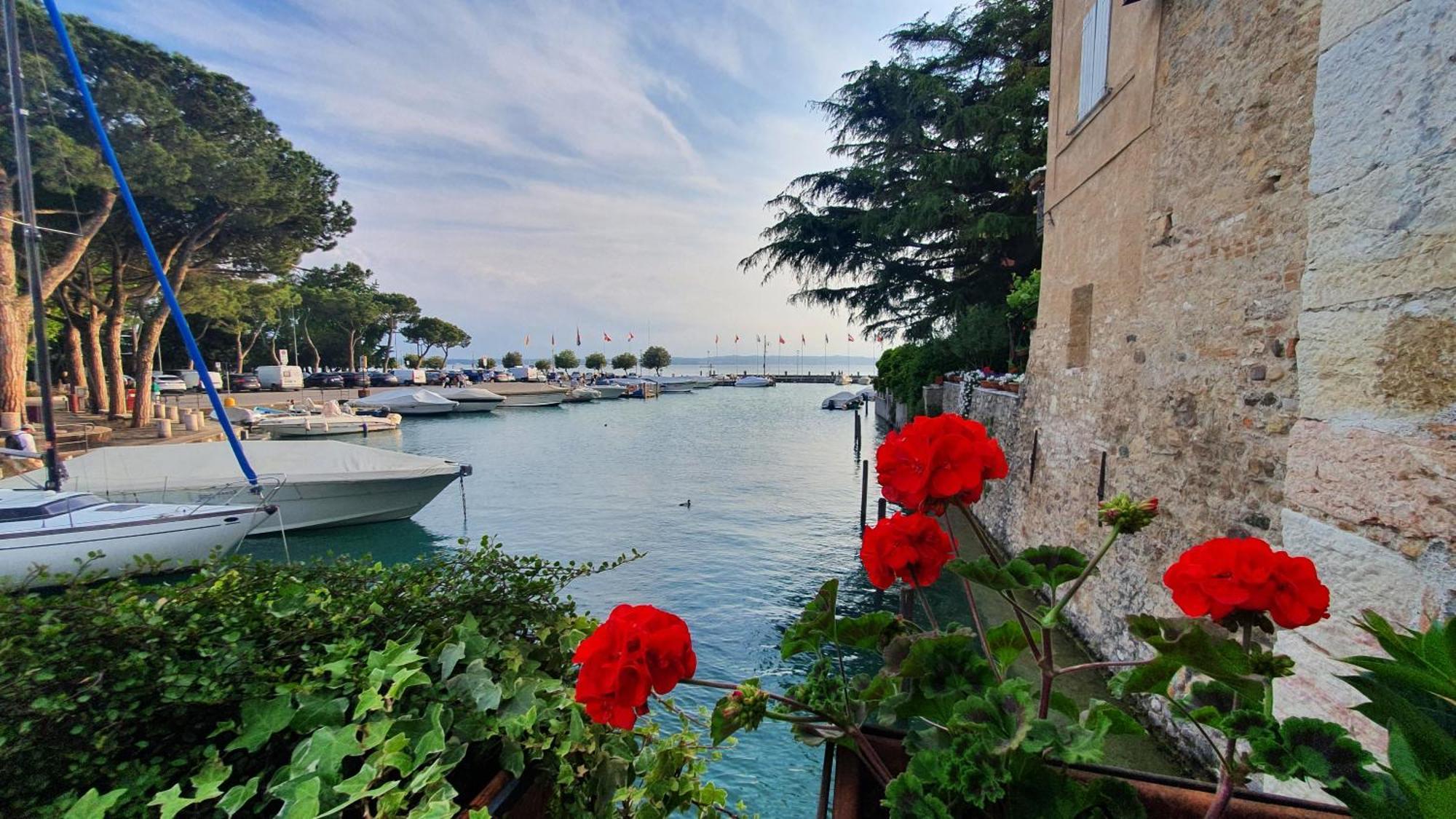דירות Sirmione4U - Domus By The Castle מראה חיצוני תמונה